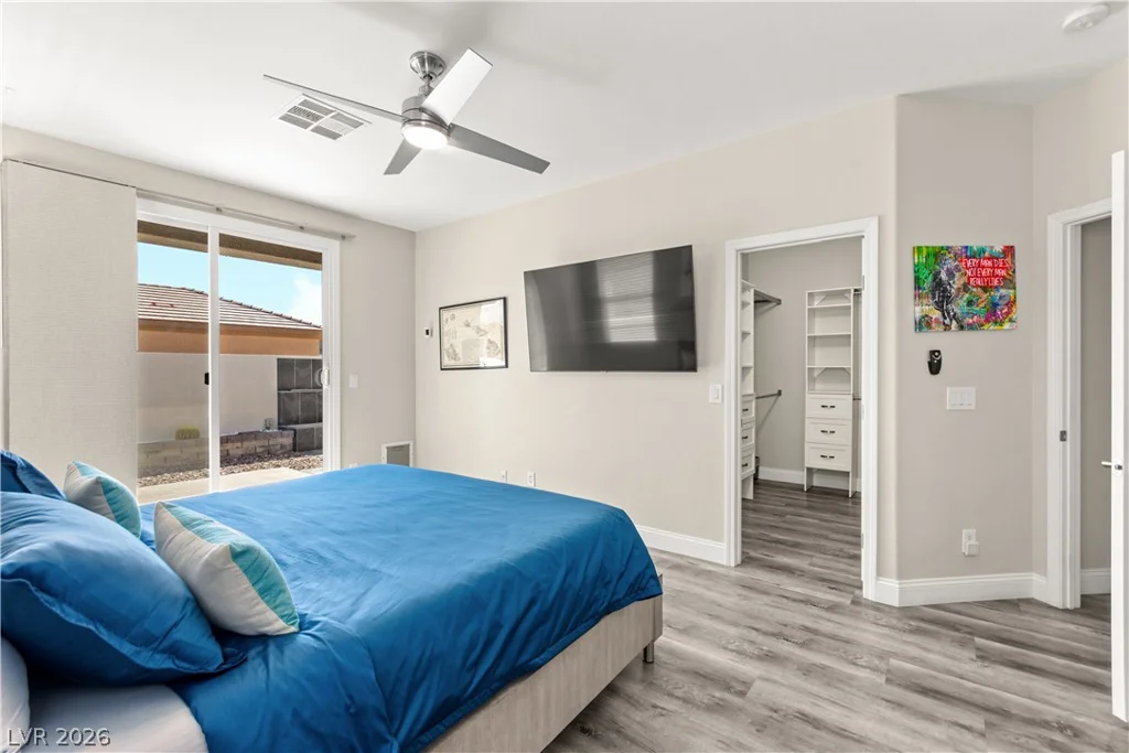 7229 Fountain Village, Las Vegas, NV 89113
