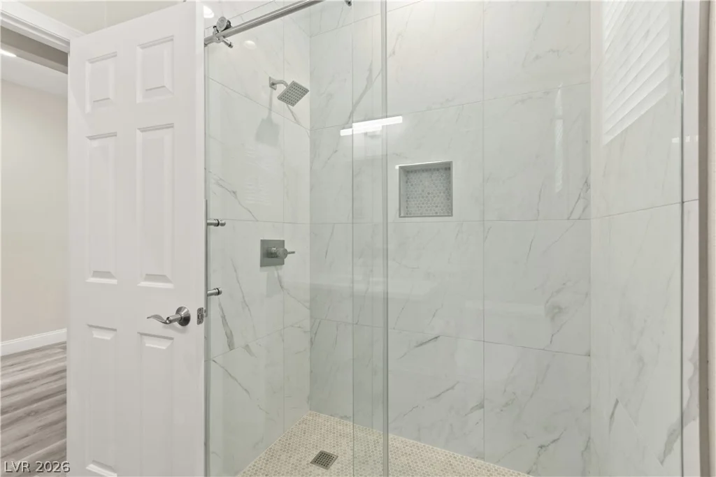 7229 Fountain Village, Las Vegas, NV 89113