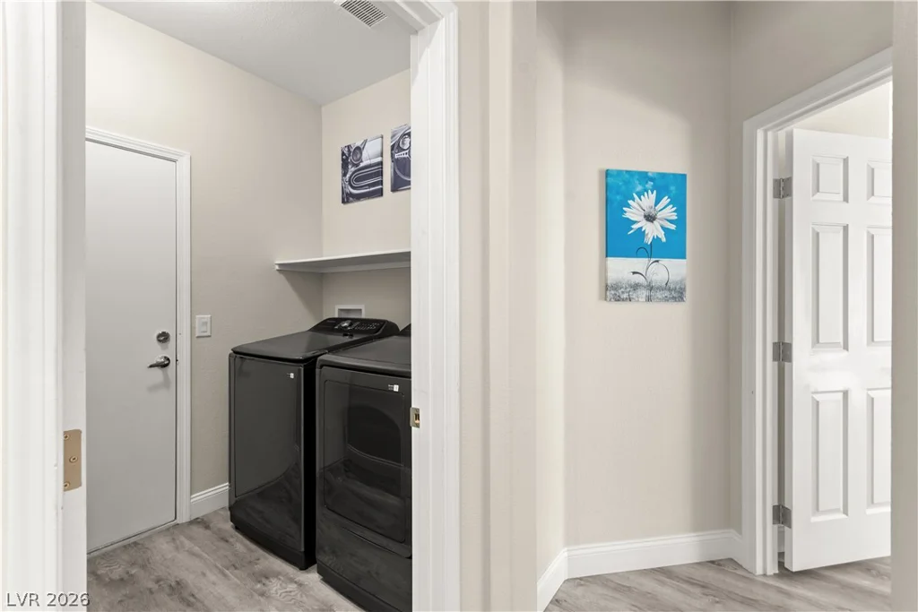 7229 Fountain Village, Las Vegas, NV 89113