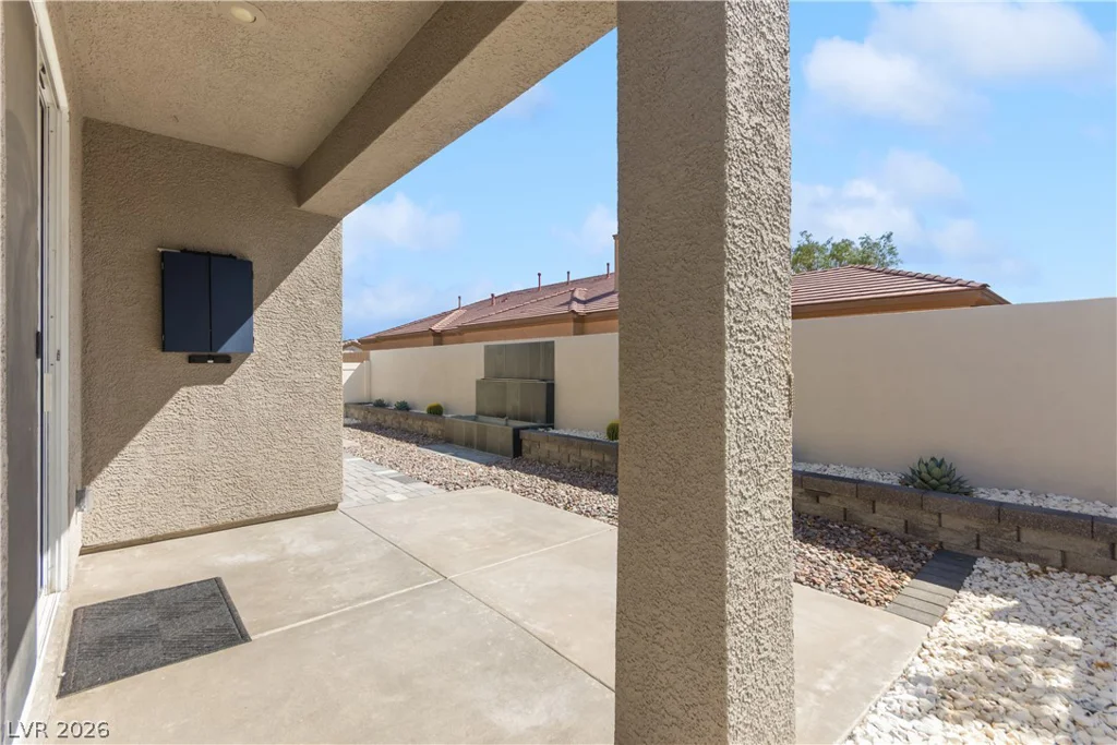 7229 Fountain Village, Las Vegas, NV 89113