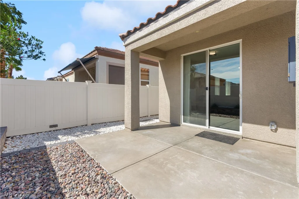 7229 Fountain Village, Las Vegas, NV 89113