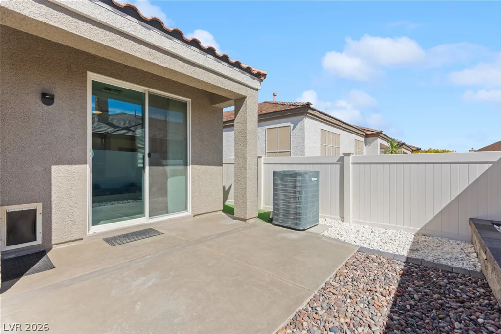 7229 Fountain Village, Las Vegas, NV 89113