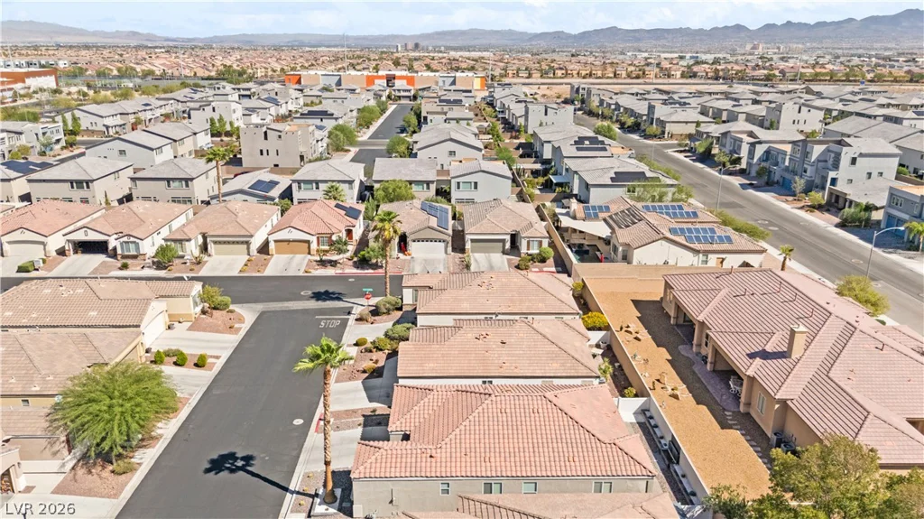 7229 Fountain Village, Las Vegas, NV 89113