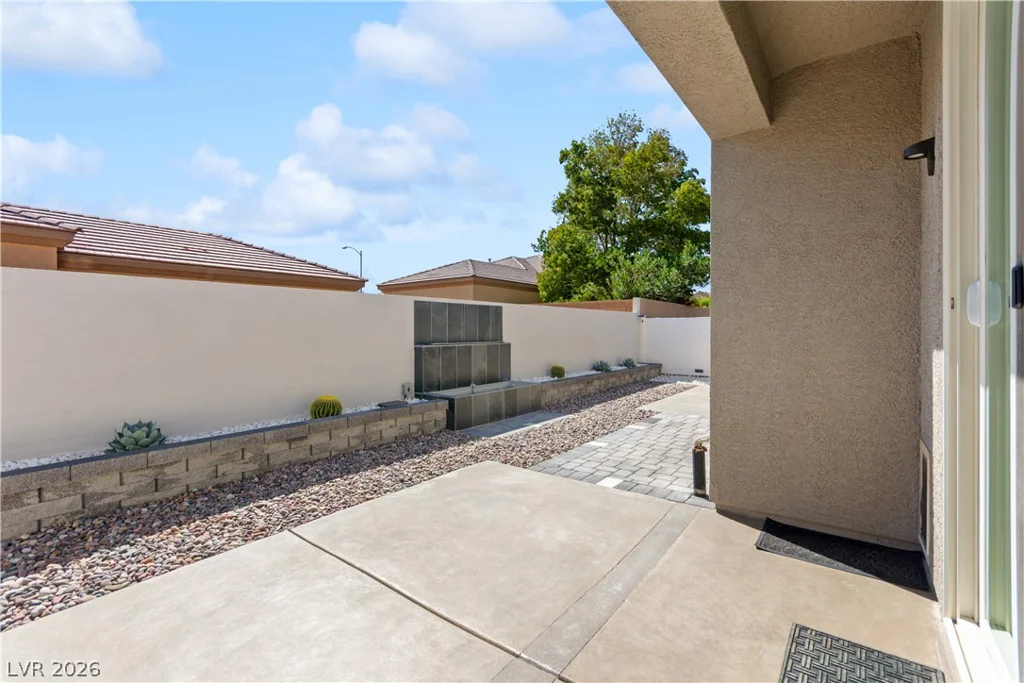 7229 Fountain Village, Las Vegas, NV 89113