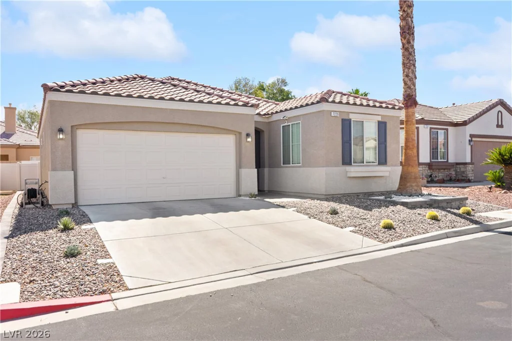 7229 Fountain Village, Las Vegas, NV 89113