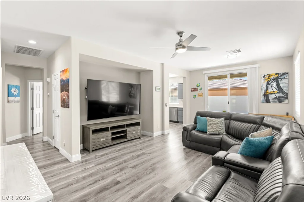 7229 Fountain Village, Las Vegas, NV 89113