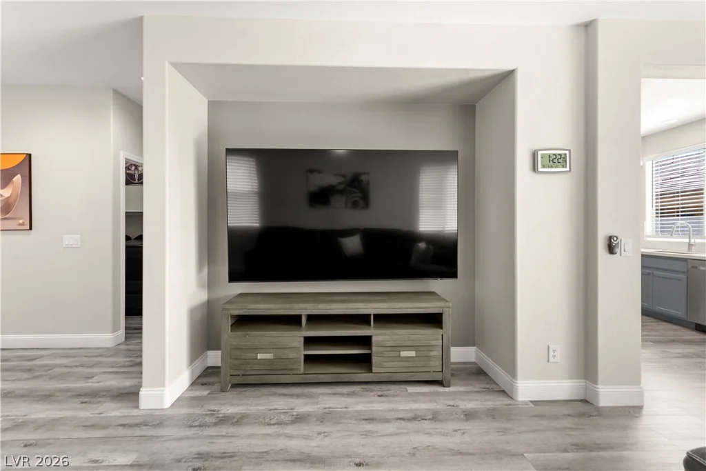 7229 Fountain Village, Las Vegas, NV 89113