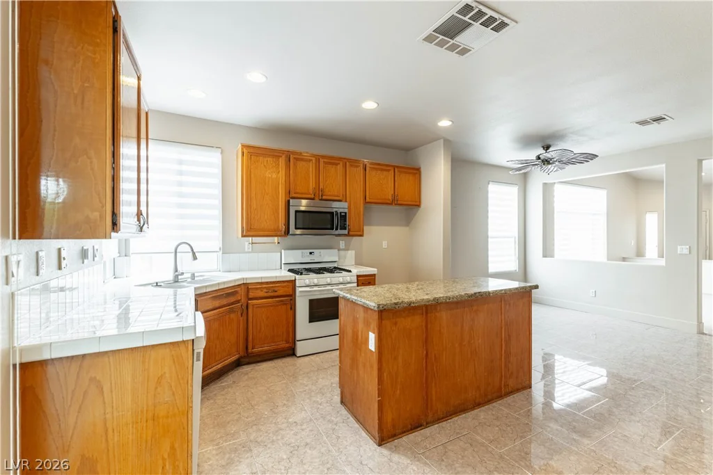 740 Gull Point, Las Vegas, NV 89123