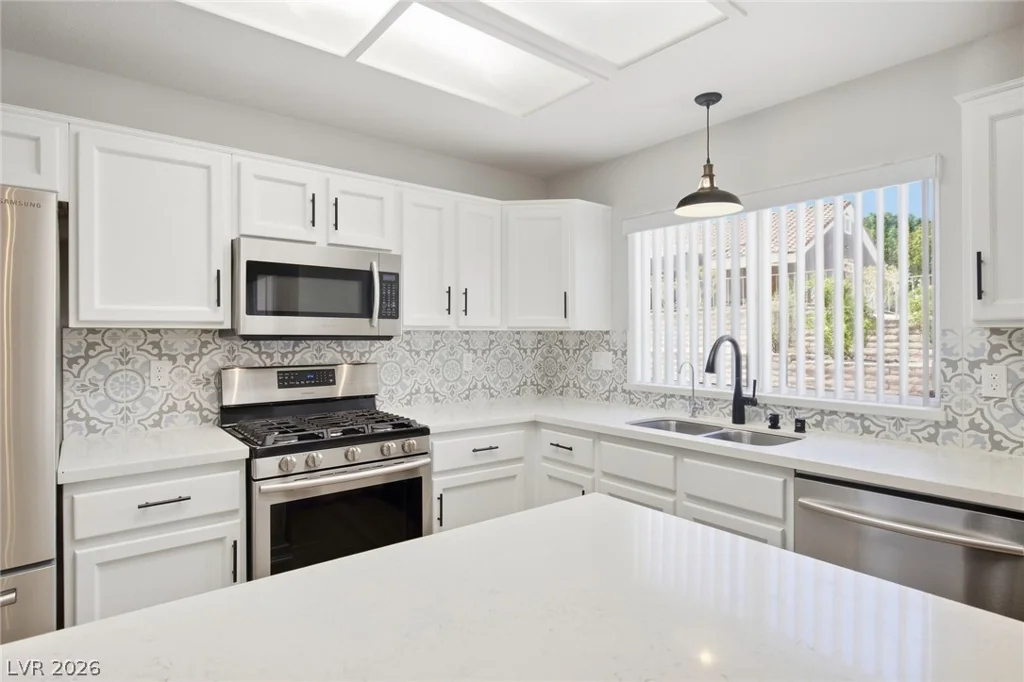 2529 Highvale, Las Vegas, NV 89134