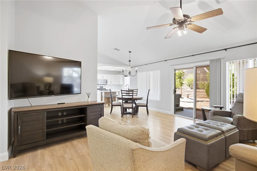 2529 Highvale, Las Vegas, NV 89134