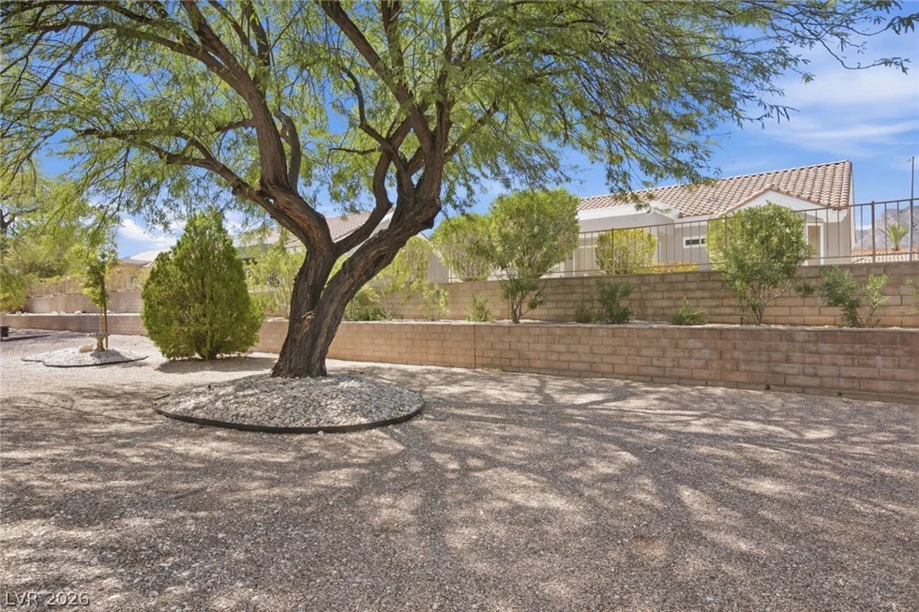 2529 Highvale, Las Vegas, NV 89134