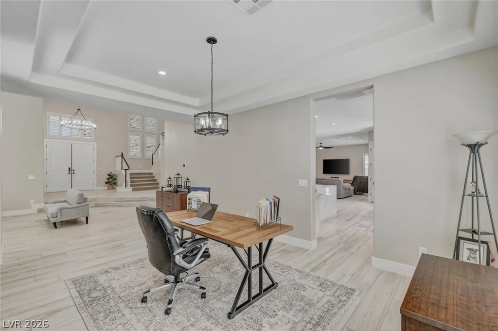 304 Queens Gate, Las Vegas, NV 89145