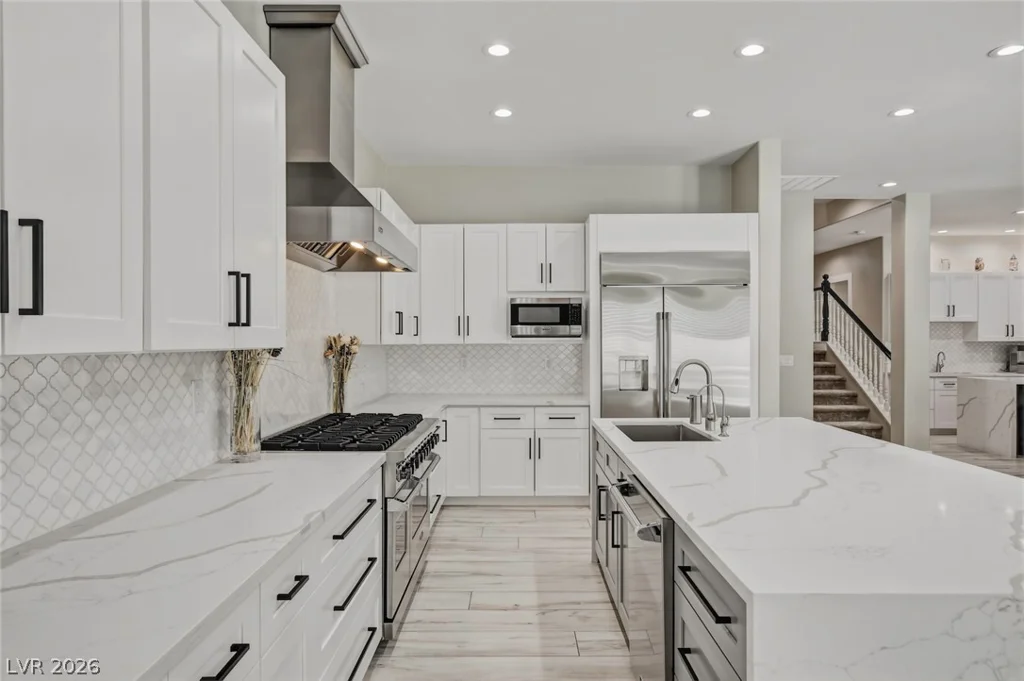 304 Queens Gate, Las Vegas, NV 89145