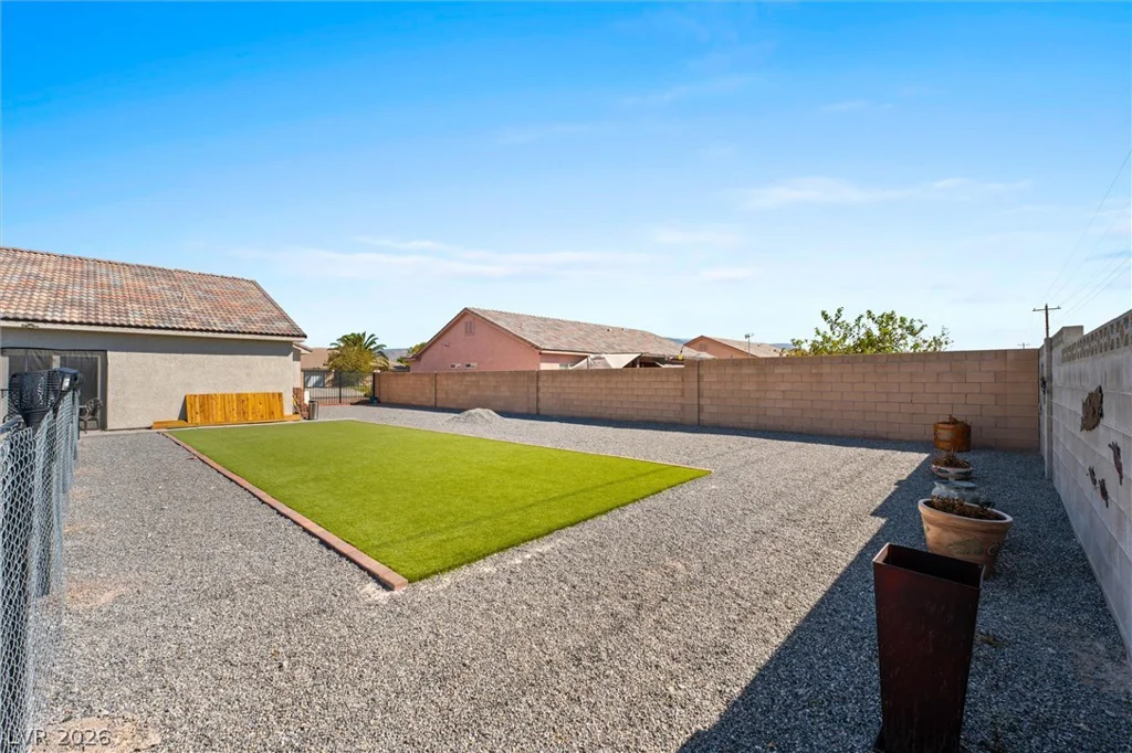 4621 Honey Locust, Pahrump, NV 89061