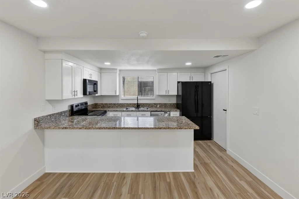 4454 Desert Inn, Las Vegas, NV 89102