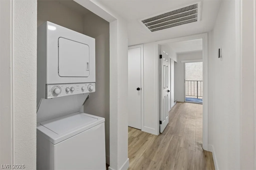4454 Desert Inn, Las Vegas, NV 89102