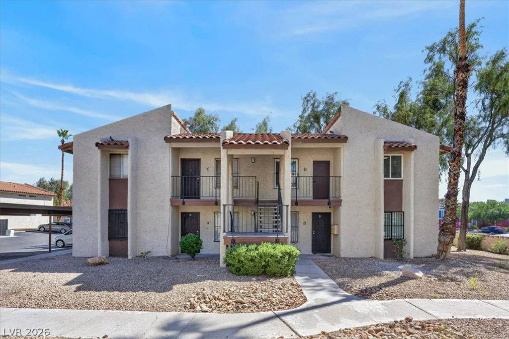 4454 Desert Inn, Las Vegas, NV 89102