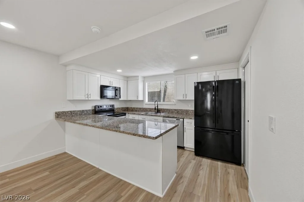 4454 Desert Inn, Las Vegas, NV 89102