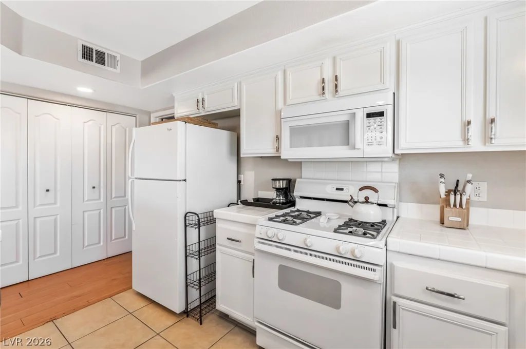 3609 Galatea, Las Vegas, NV 89108