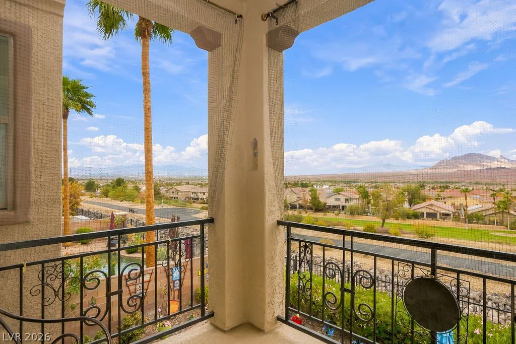 584 Via Colmo, Henderson, NV 89011