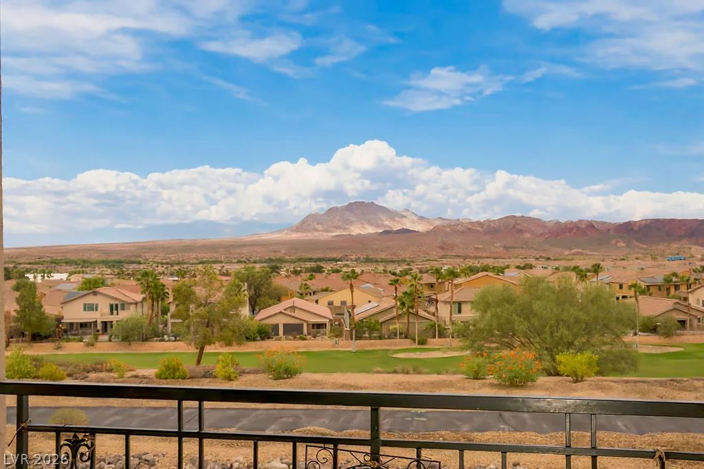 584 Via Colmo, Henderson, NV 89011