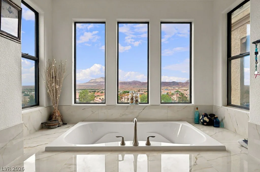 584 Via Colmo, Henderson, NV 89011
