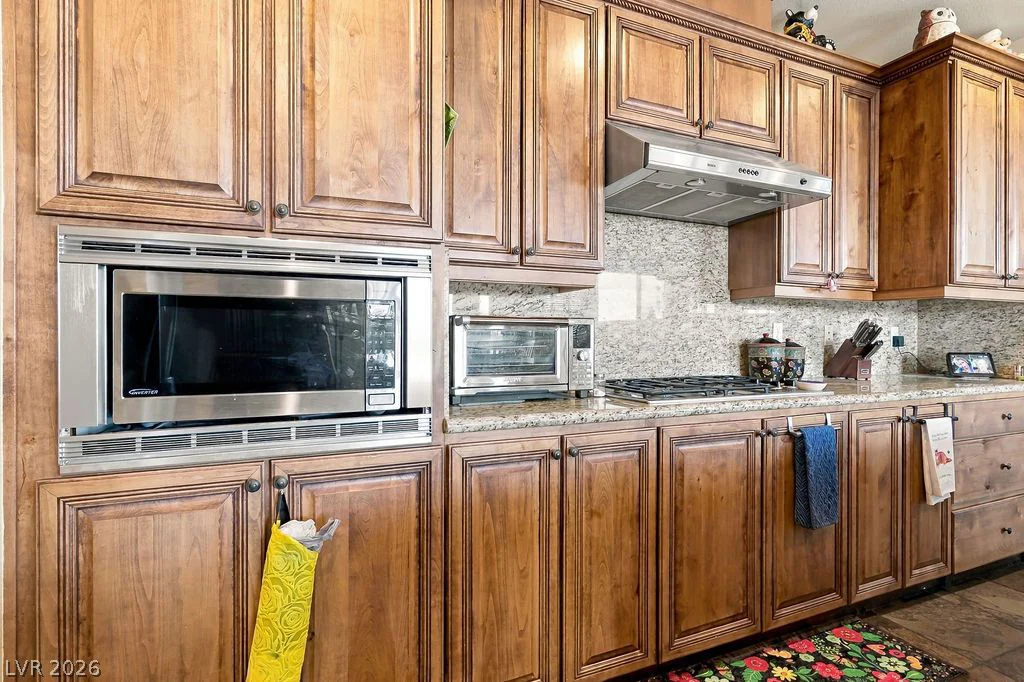 584 Via Colmo, Henderson, NV 89011