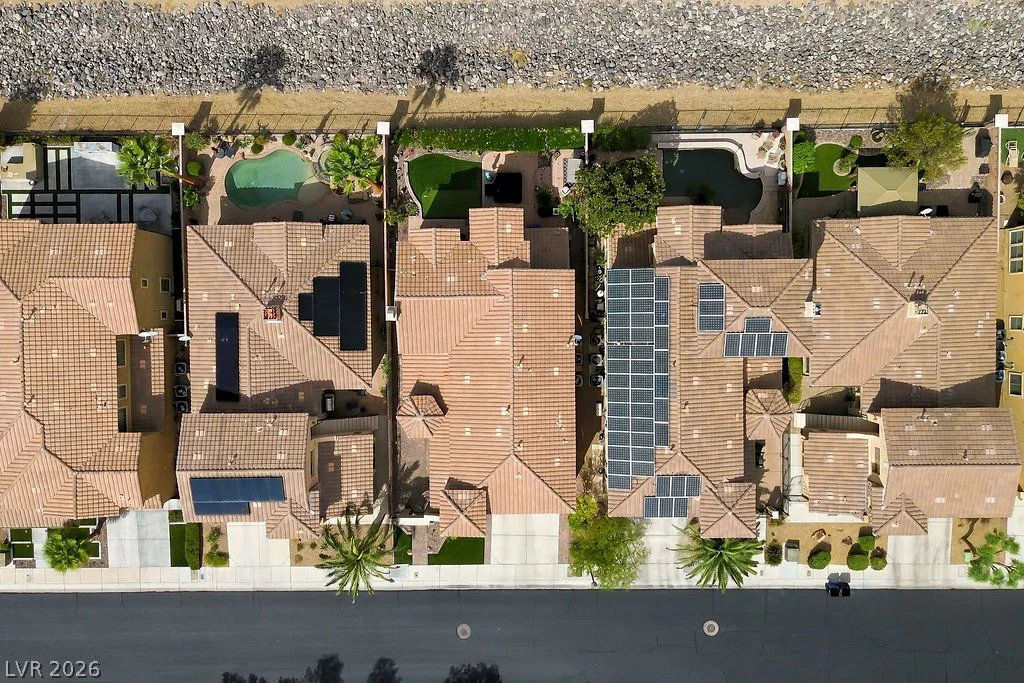 584 Via Colmo, Henderson, NV 89011