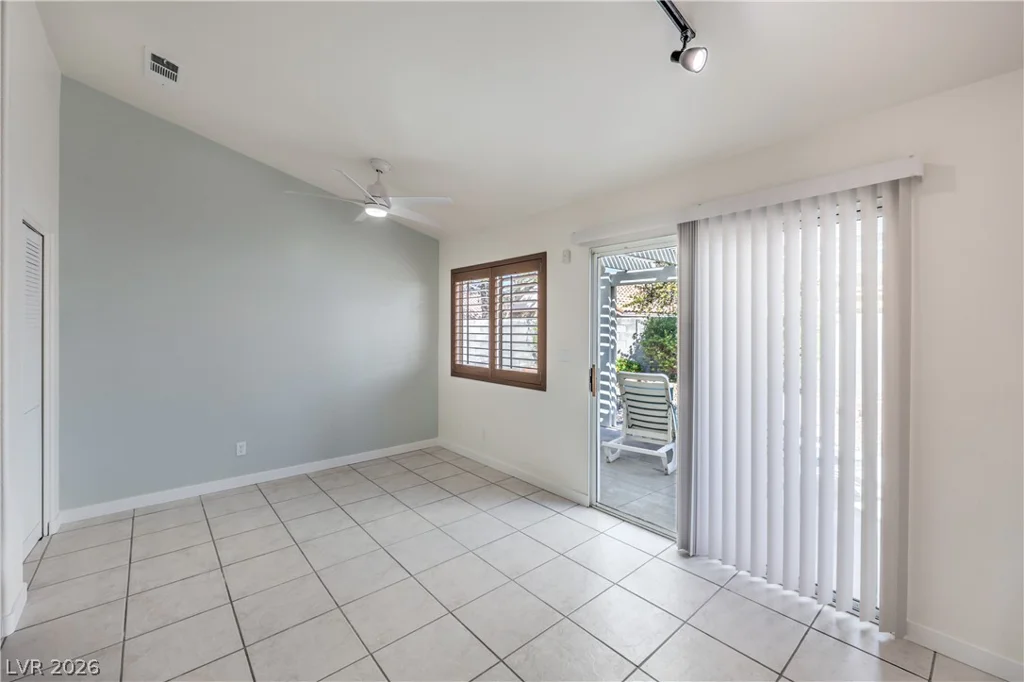6376 Cedar Breaks, Las Vegas, NV 89156