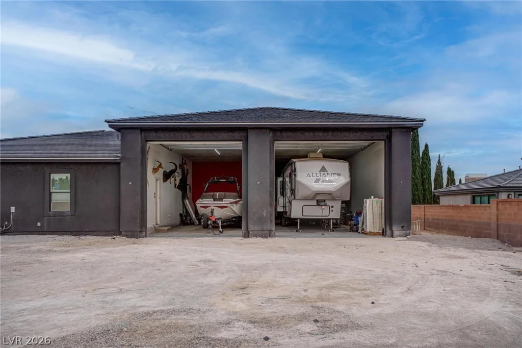 6265 Iron Mountain, Las Vegas, NV 89131