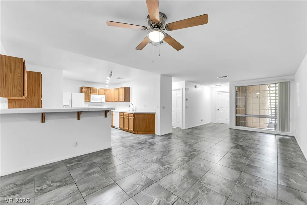 3613 Shawn Reynolds, Las Vegas, NV 89129