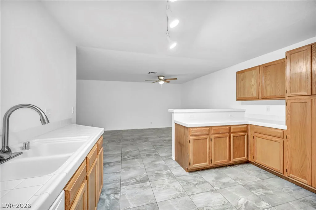 3613 Shawn Reynolds, Las Vegas, NV 89129