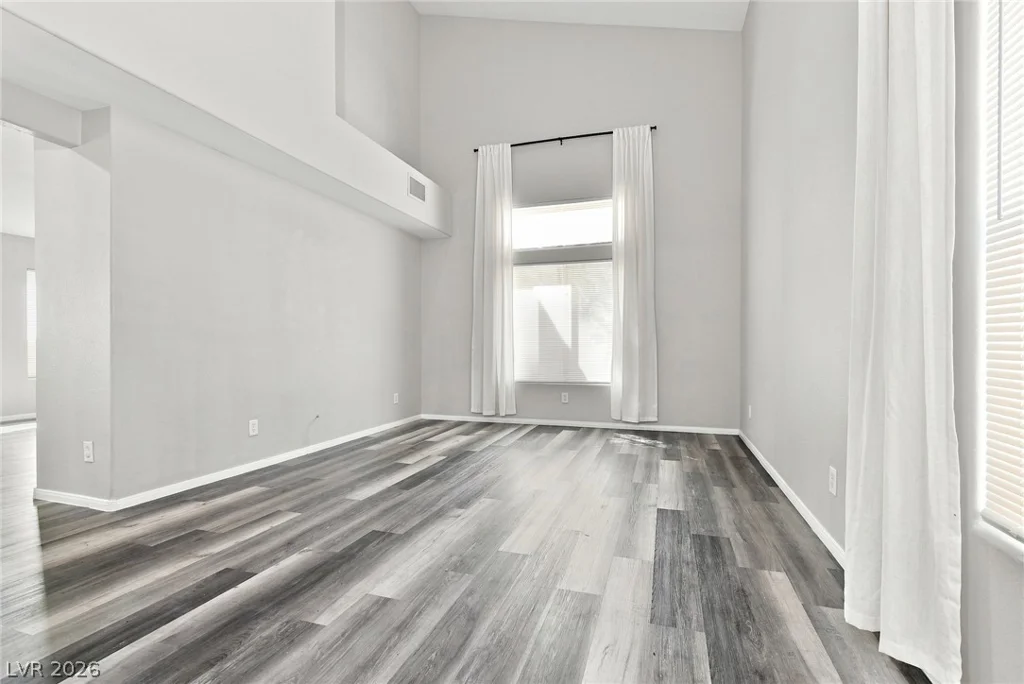 5881 Rainbow Bridge, Las Vegas, NV 89142