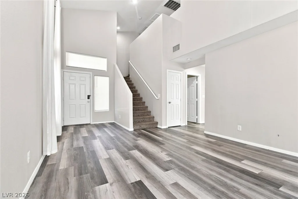 5881 Rainbow Bridge, Las Vegas, NV 89142