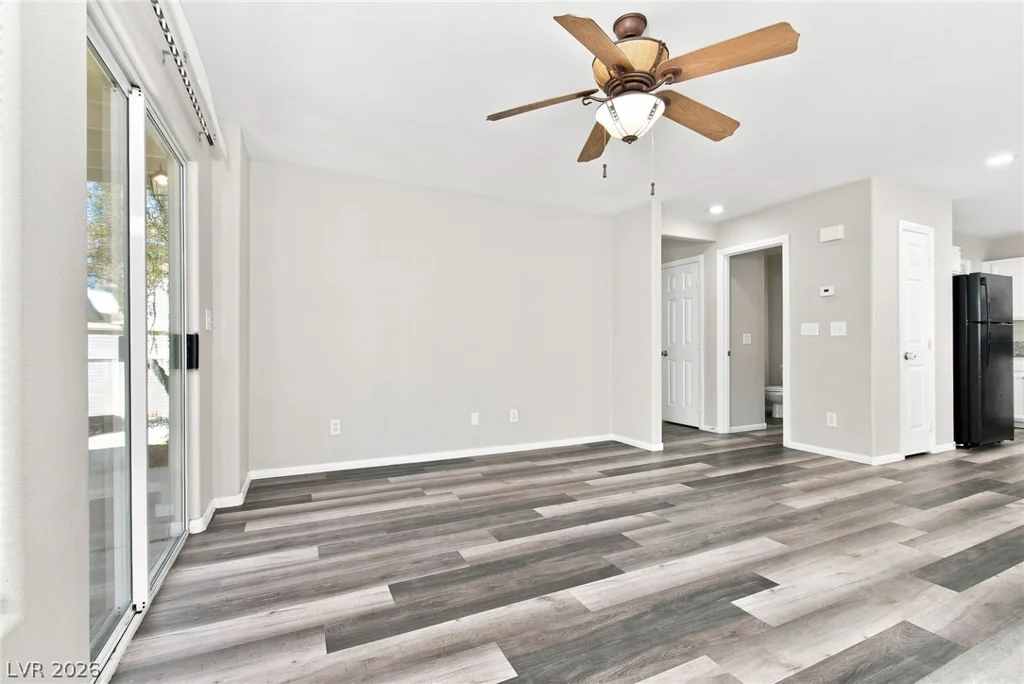 5881 Rainbow Bridge, Las Vegas, NV 89142