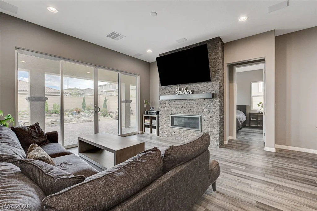 10241 Skye Run, Las Vegas, NV 89166