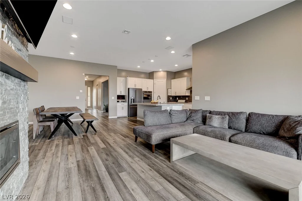 10241 Skye Run, Las Vegas, NV 89166