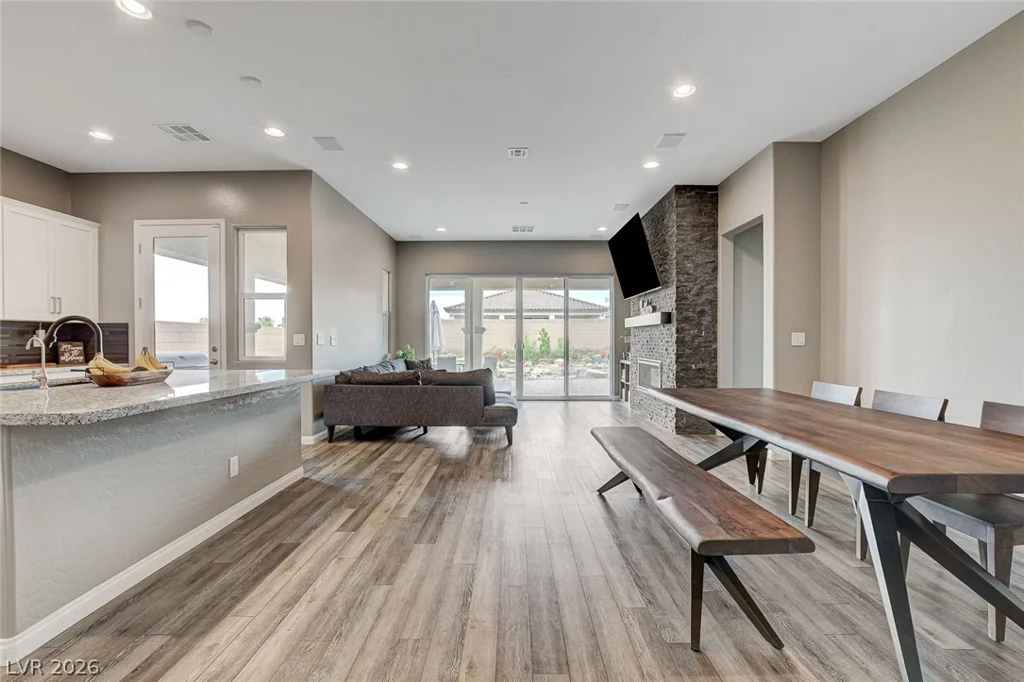 10241 Skye Run, Las Vegas, NV 89166