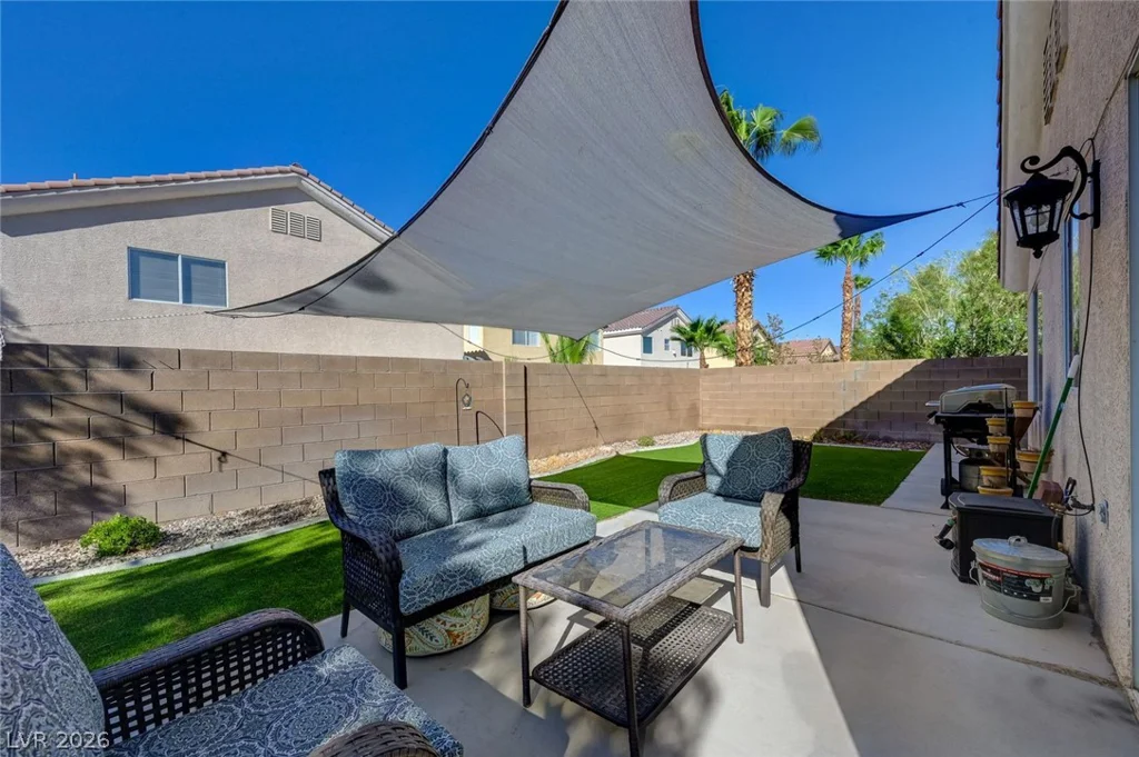 222 hickory heights, Las Vegas, NV 89148