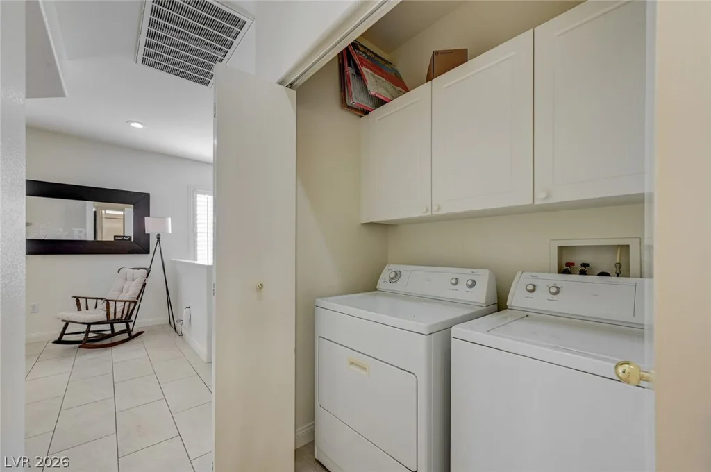 222 hickory heights, Las Vegas, NV 89148