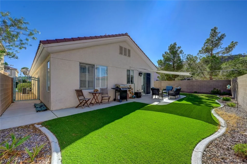 222 hickory heights, Las Vegas, NV 89148
