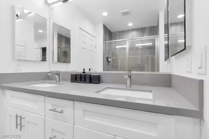 2713 Concord, North Las Vegas, NV 89030