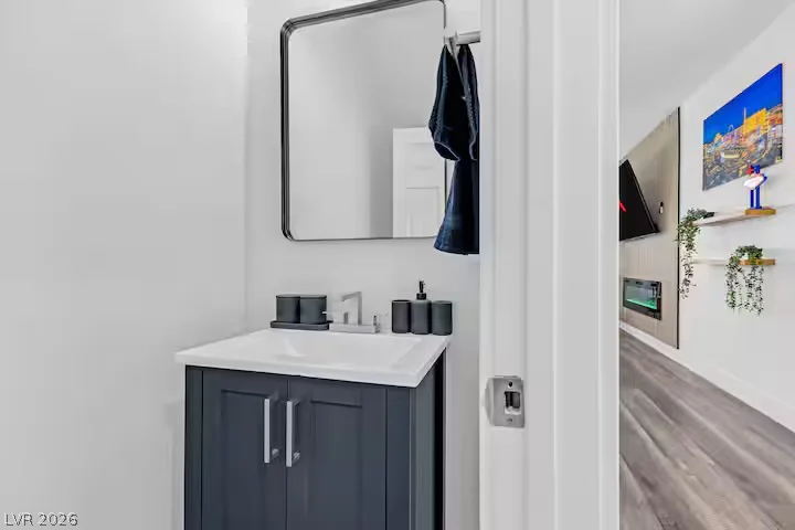 2713 Concord, North Las Vegas, NV 89030