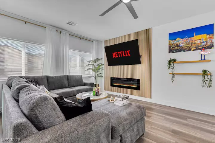2713 Concord, North Las Vegas, NV 89030