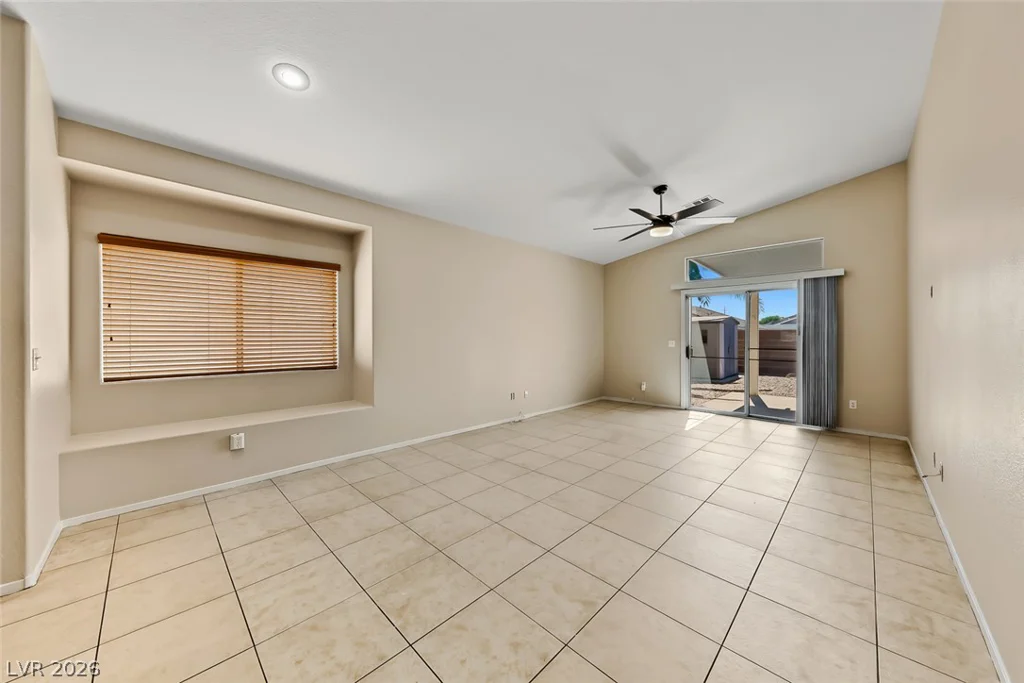 4821 Cascade Pools, Las Vegas, NV 89131