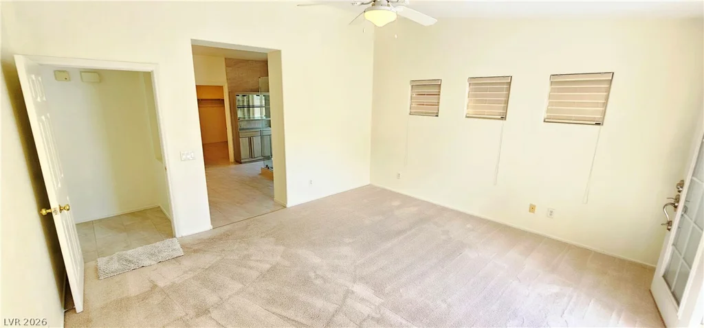 8229 Flowing Rapids, Las Vegas, NV 89131