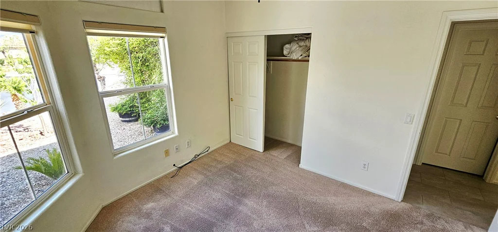 8229 Flowing Rapids, Las Vegas, NV 89131