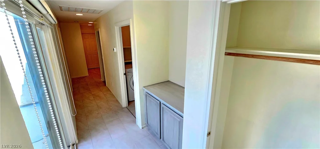 8229 Flowing Rapids, Las Vegas, NV 89131
