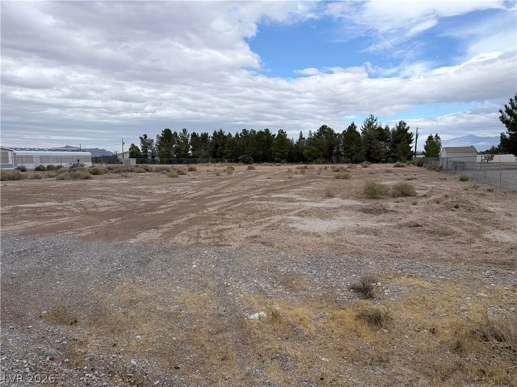 450 Hallsway, Pahrump, NV 89048