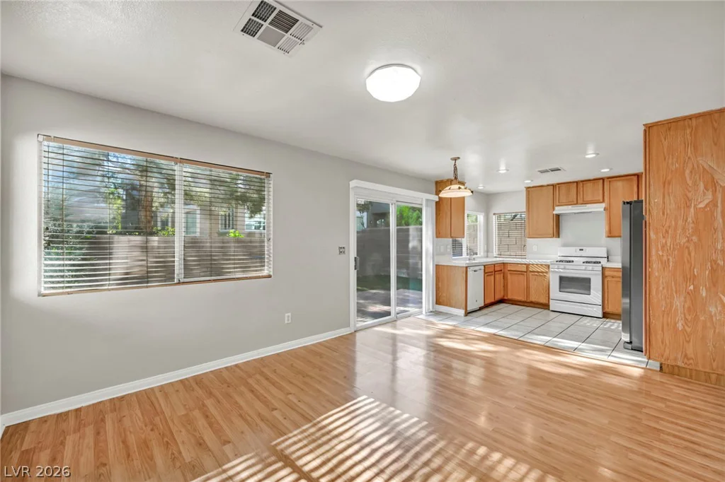 812 Bow Creek, Las Vegas, NV 89134